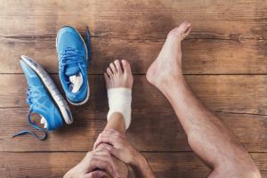 How to Protect Yourself from Spring Sports Injuries